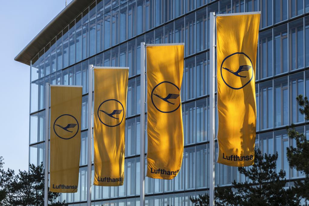 Lufthansa Group SWOT largest European airline group, strong brands